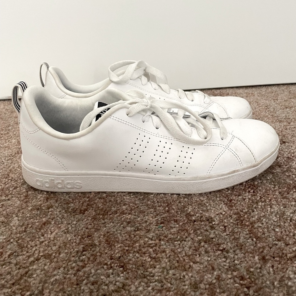 Adidas Sneakers